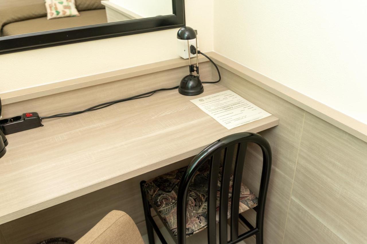 Hotel Valentino Centro Storico ออร์เวียโต ภายนอก รูปภาพ