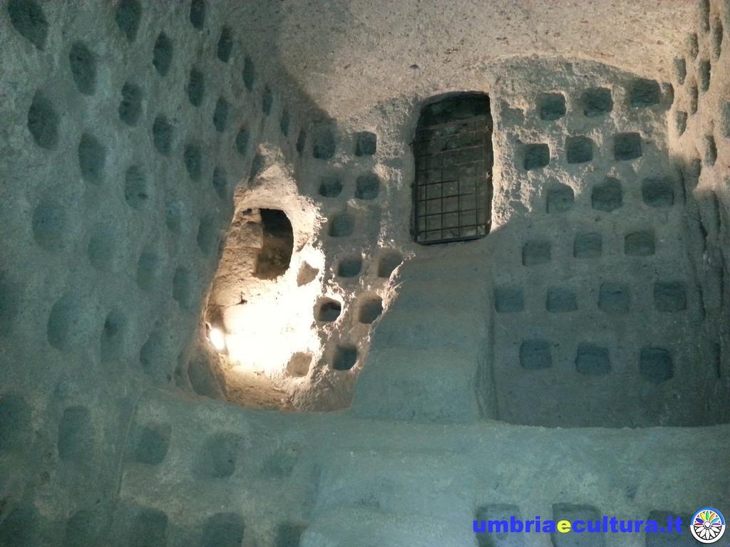 Hotel Valentino Centro Storico ออร์เวียโต ภายนอก รูปภาพ